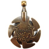 Clover Yarn Cutter Pendant (Antique Gold)