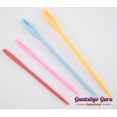 Plastic Yarn Needles