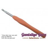 Crochet Hook with Grip 5MM