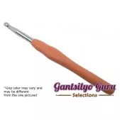 Crochet Hook with Grip 5MM