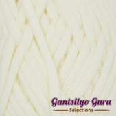 Dapper Dreamer Cushee Ivory