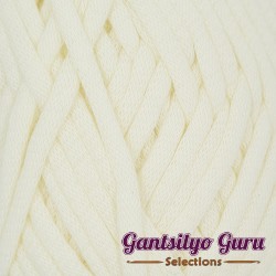 Dapper Dreamer Cushee Ivory