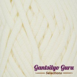Dapper Dreamer Cushee Ivory