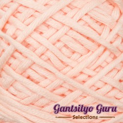 Gantsilyo Guru Bulky Cashmere Blend Peach