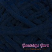 Gantsilyo Guru Super Bulky Chenille Navy