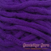 Gantsilyo Guru Super Bulky Chenille Violet Gantsilyo Guru Super Bulky Chenille Violet