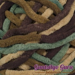 Gantsilyo Guru Super Bulky Chenille Tundra