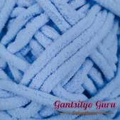 Gantsilyo Guru Super Bulky Chenille Sky