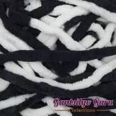 Gantsilyo Guru Super Bulky Chenille Zebra