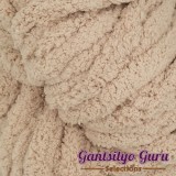 Jumbo Chenille Tan