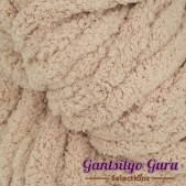 Jumbo Chenille Tan