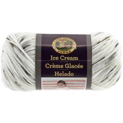 Lion Brand Ice Cream Vanilla Bean (Sprinkles)