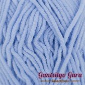 Love Knots Chenille Mini 18